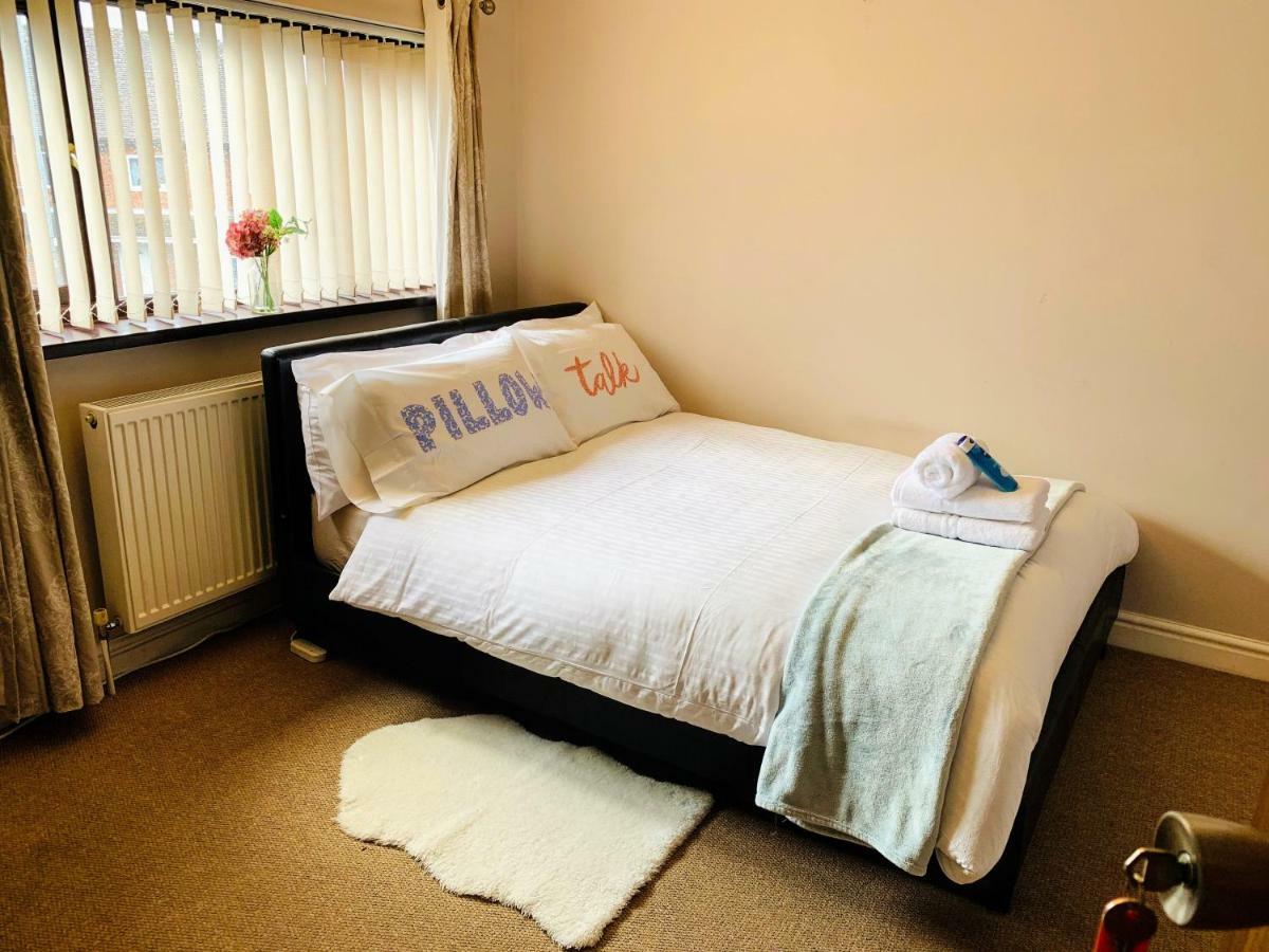 Housefield 1 Apartment Bucknall  Luaran gambar